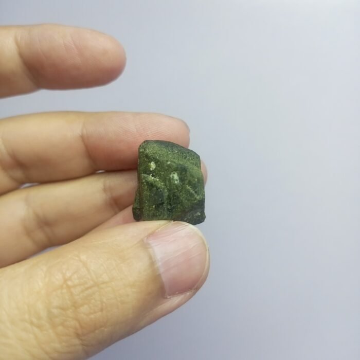 Natural Epidote Crystal 72.80ct Pakistan Rough Specimen - Image 6