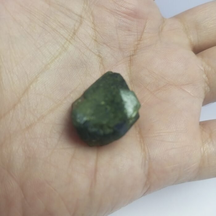 Natural Epidote Crystal 72.80ct Pakistan Rough Specimen - Image 9