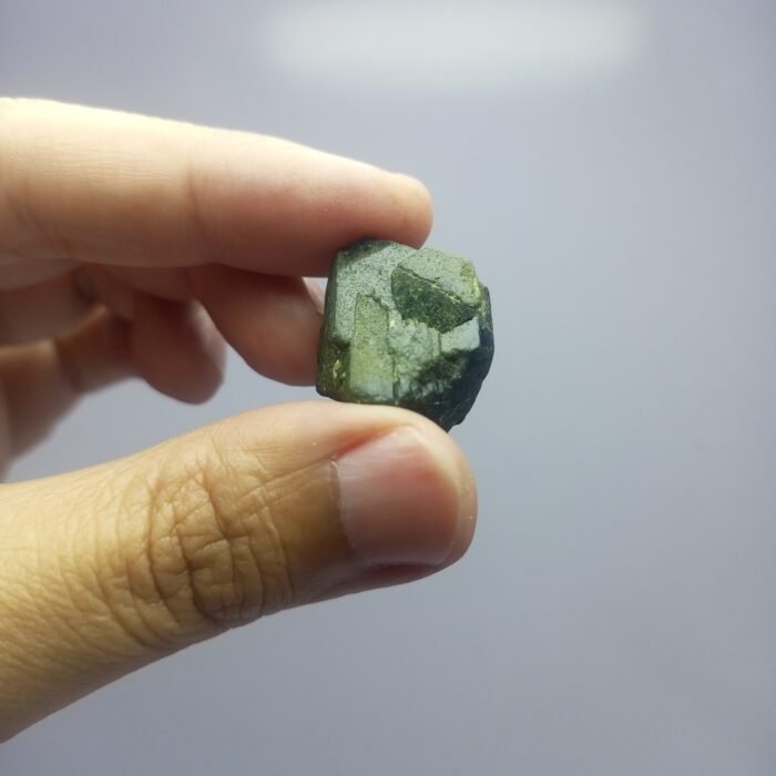 Natural Epidote Crystal 72.80ct Pakistan Rough Specimen - Image 11