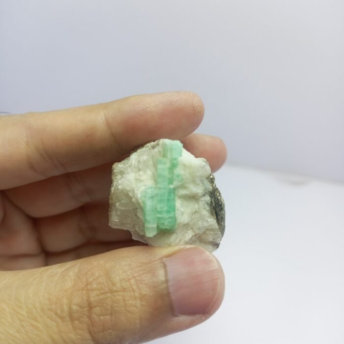 Natural Swat Emerald Specimen 246.65ct Pakistan Crystal - Image 12