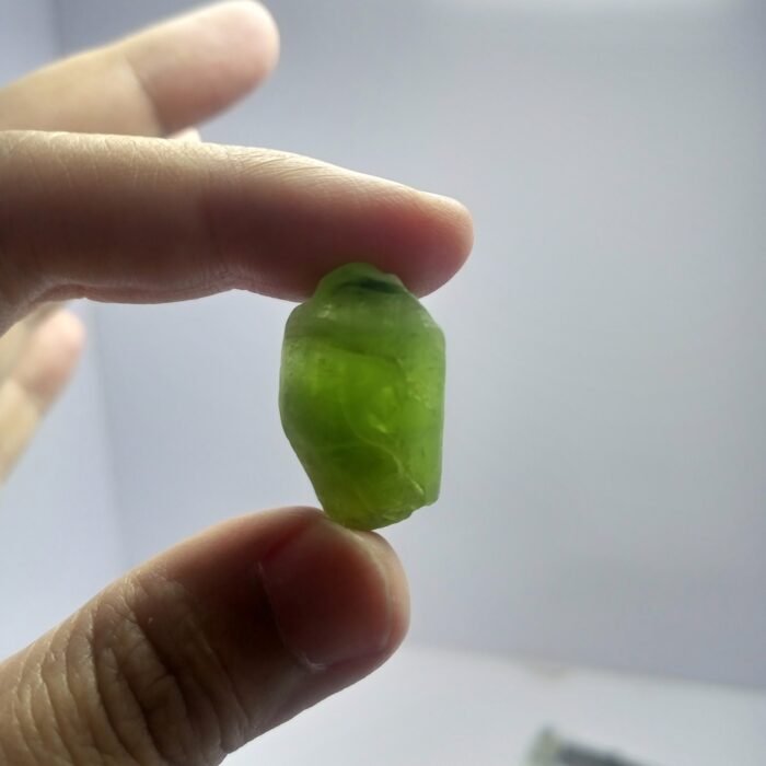 Natural Peridot Crystal 50ct Pakistan Facet Grade Rough - Image 4