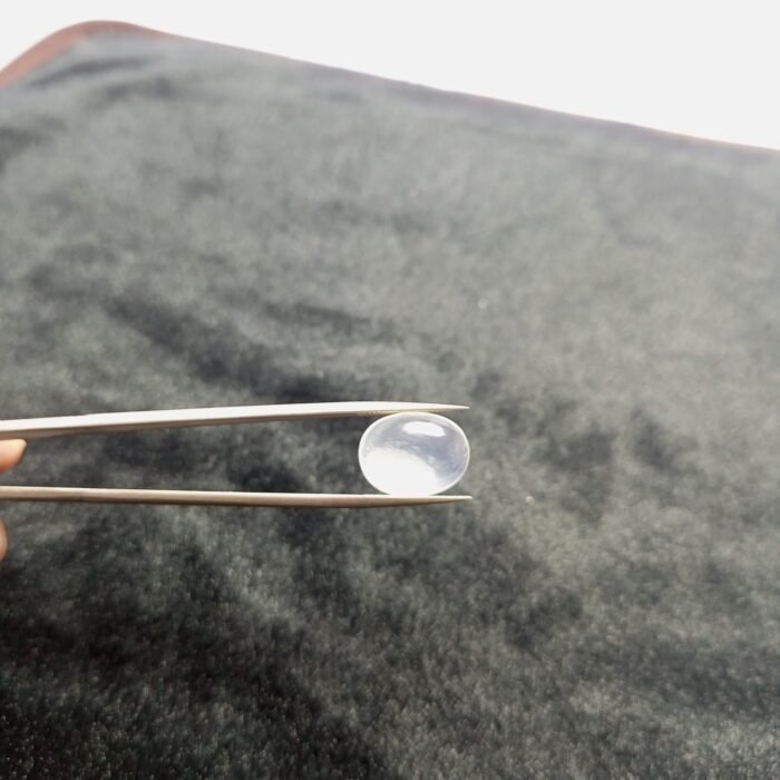 8.05ct Natural Moonstone Cabochon Gemstone for Ring and Pendant - Image 6
