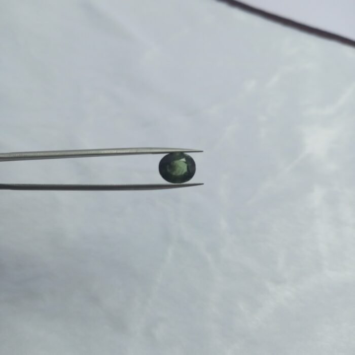 Natural Peridot Owl Carving 4.45ct with Black Tourmaline From Pakistan - Image 6
