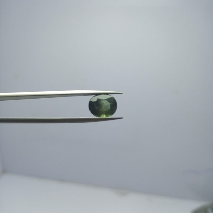 Natural Peridot Owl Carving 4.45ct with Black Tourmaline From Pakistan - Image 7