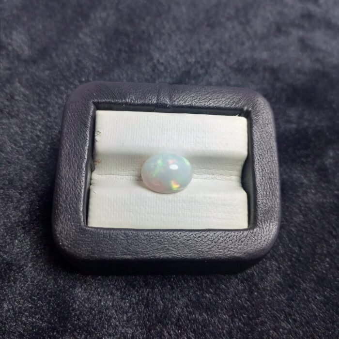 3.40ct Natural Ethiopian White Opal Cabochon Gemstone Rare - Image 4
