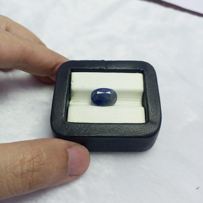 7.80ct Natural Blue Sapphire Gem From Afghanistan Oval Cut - Image 3