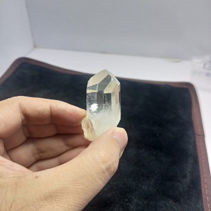Natural Quartz Crystal 49g Pakistan Facet Rough Specimen - Image 8