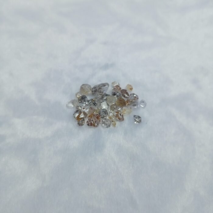 Natural Petroleum Quartz Rough 58.85ct Crystal Lot Pakistan - Image 3