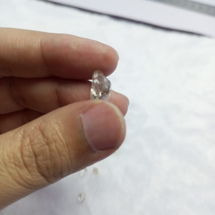Natural Petroleum Quartz Rough 58.85ct Crystal Lot Pakistan - Image 8